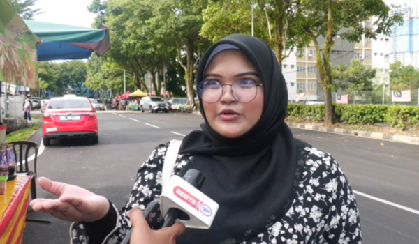 0910 REAX ORANG RAMAI BELANJAWAN 4