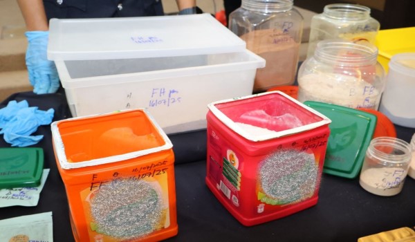 1807 PP WARGA EMAS DADAH 4