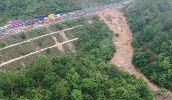 0205 BD UPDATE CHINA JALAN RUNTUH 3