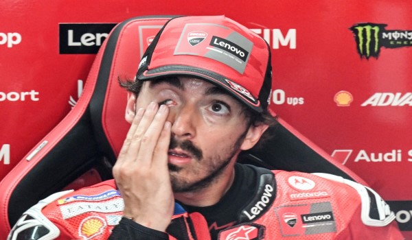 1907 SKN MOTOGP CZE BAGNIA POLE 2