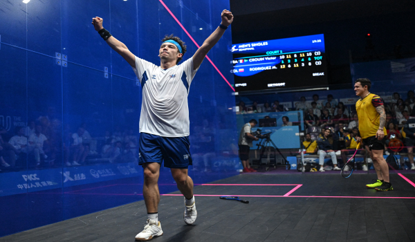 1308 SKN LNR WATANABE JUARA SKUASY 2